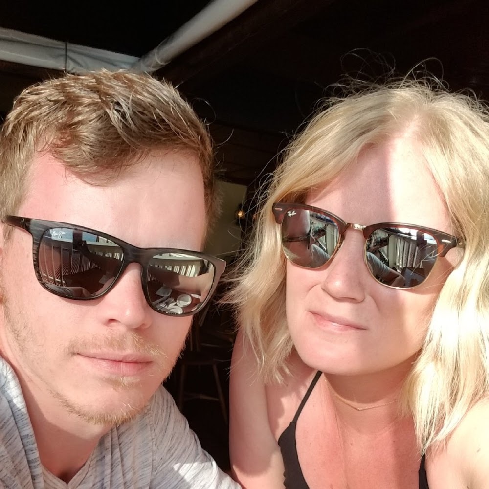 Meet your Posher, Roxanne